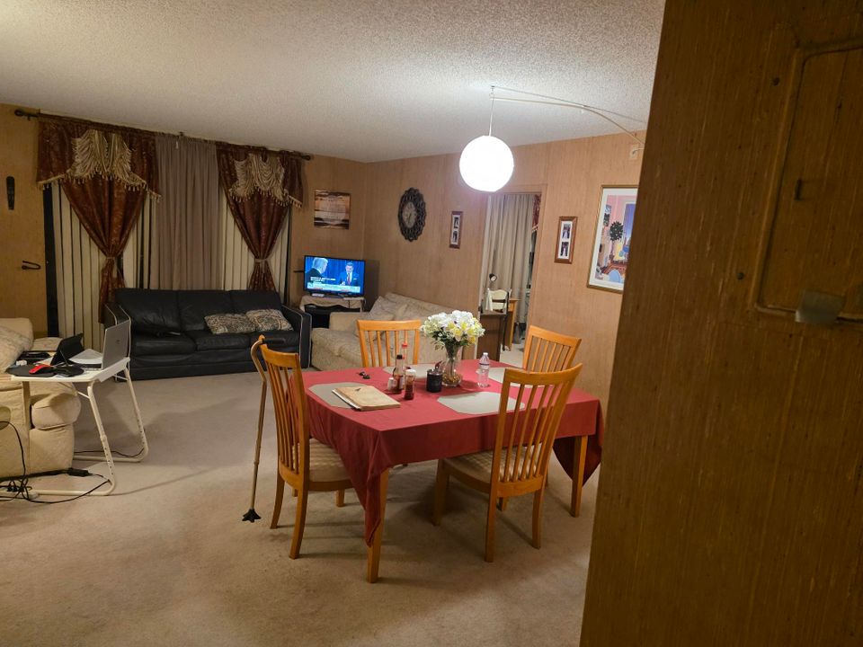 En Venta: $175,000 (2 camas, 2 baños, 1000 Pies cuadrados)