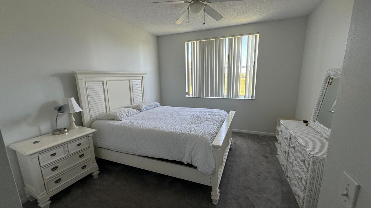 For Rent: $2,350 (3 beds, 2 baths, 1200 Square Feet)