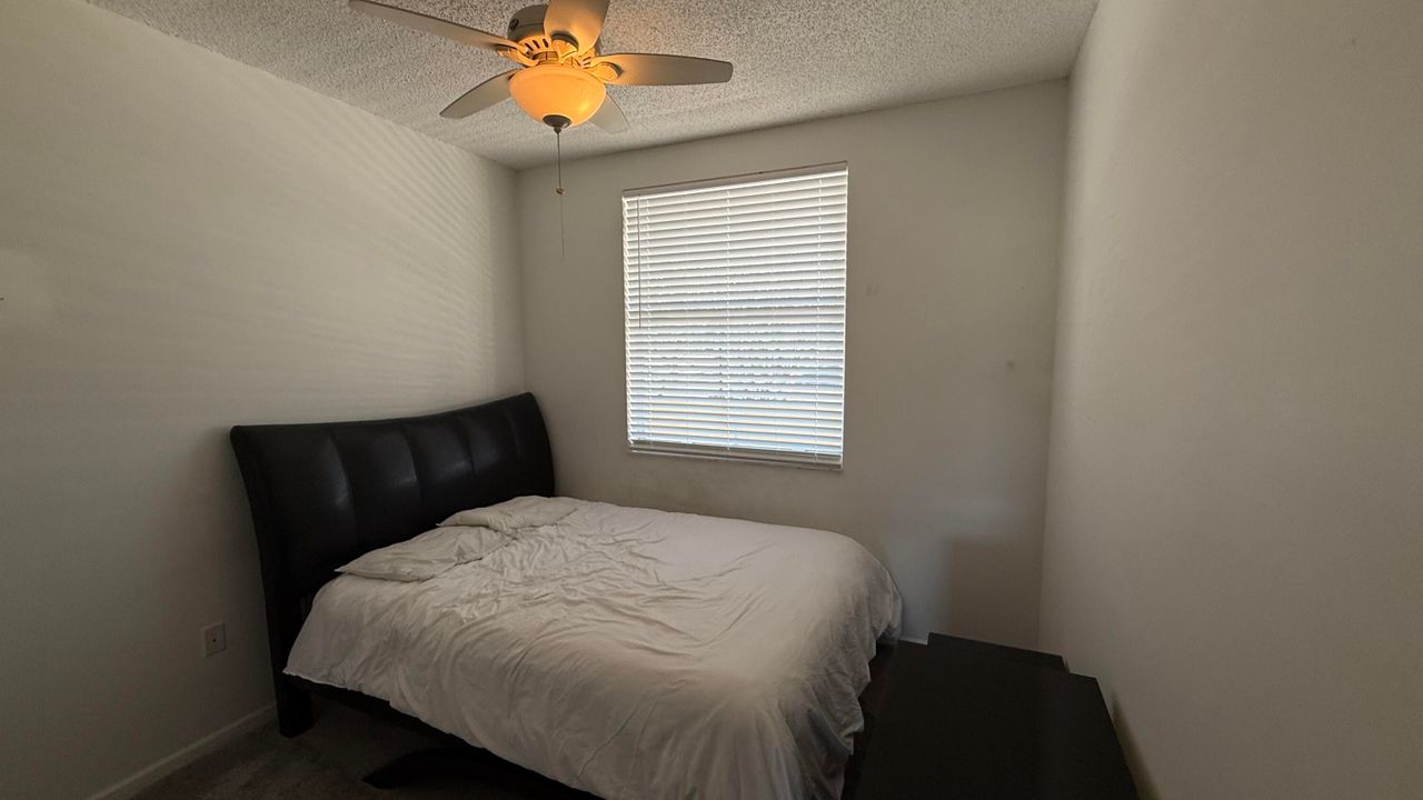 For Rent: $2,350 (3 beds, 2 baths, 1200 Square Feet)