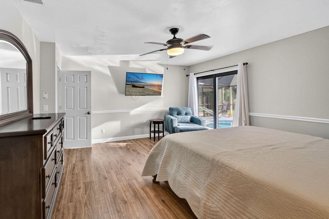 待售: $829,000 (4 贝兹, 2 浴室, 2052 平方英尺)