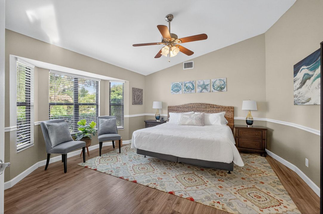 待售: $829,000 (4 贝兹, 2 浴室, 2052 平方英尺)