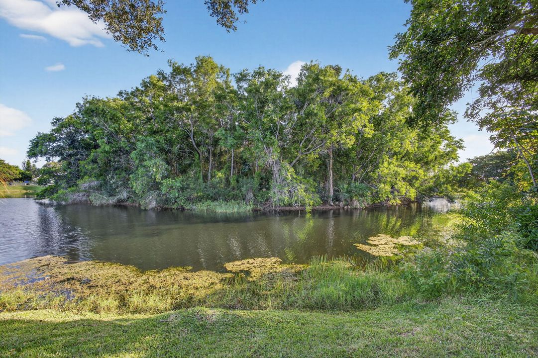 待售: $829,000 (4 贝兹, 2 浴室, 2052 平方英尺)