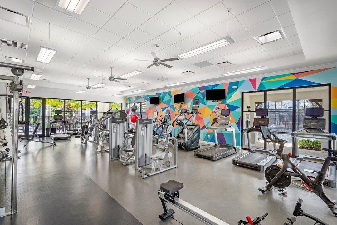 На продажу: $3,495,000 (6 спален, 5 ванн, 4966 Квадратных фут)