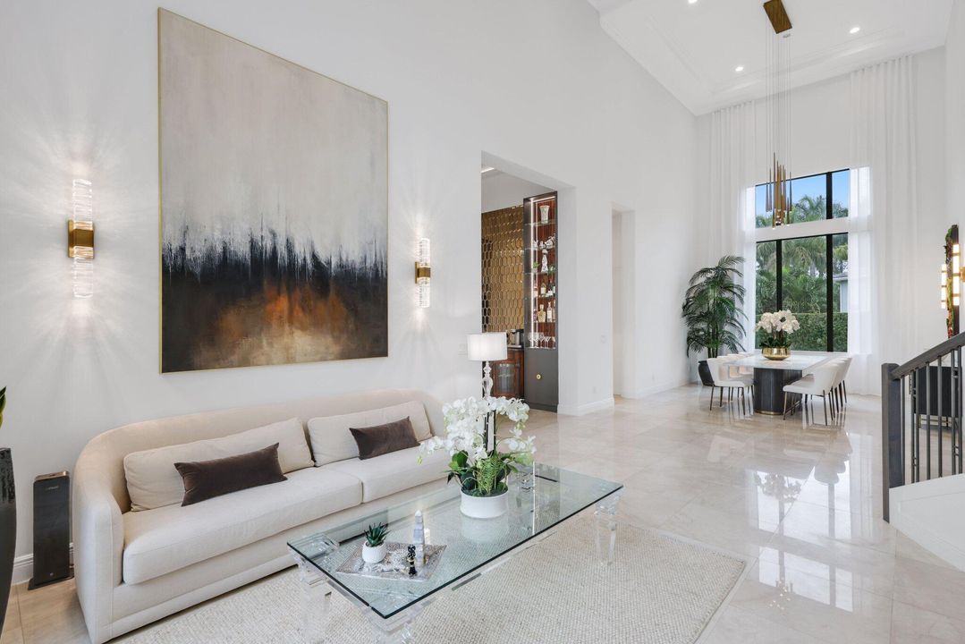 На продажу: $3,495,000 (6 спален, 5 ванн, 4966 Квадратных фут)