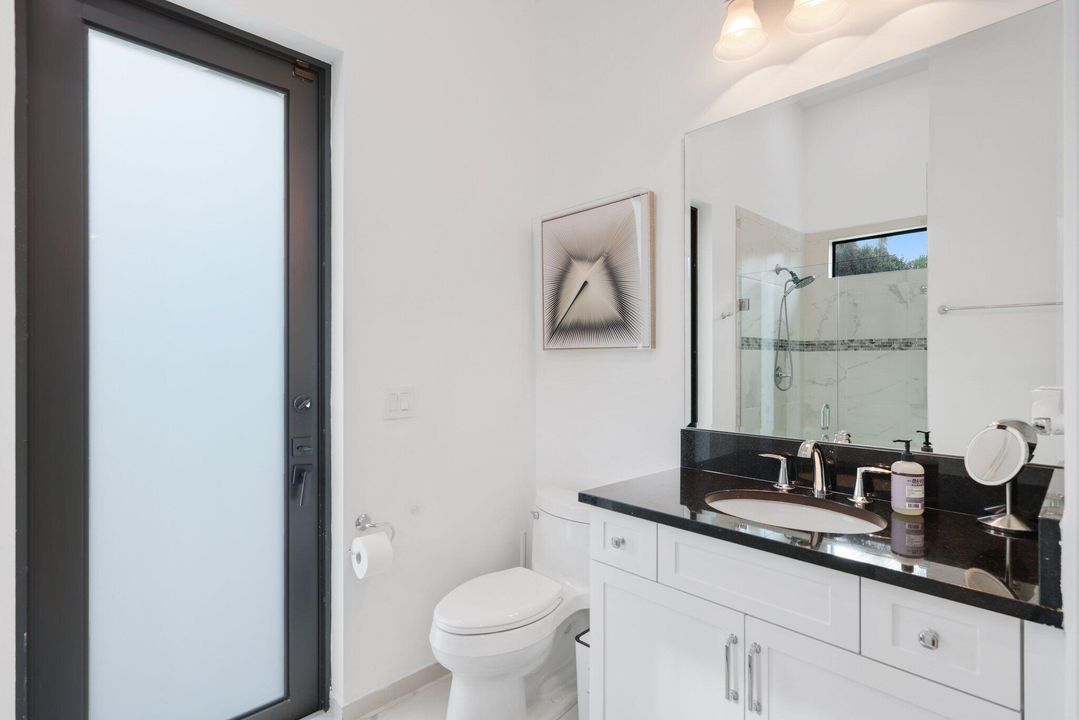 На продажу: $3,495,000 (6 спален, 5 ванн, 4966 Квадратных фут)