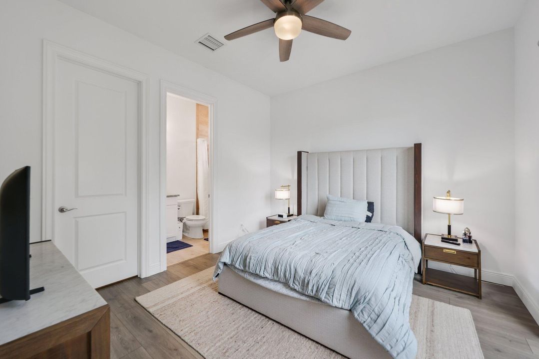 На продажу: $3,495,000 (6 спален, 5 ванн, 4966 Квадратных фут)