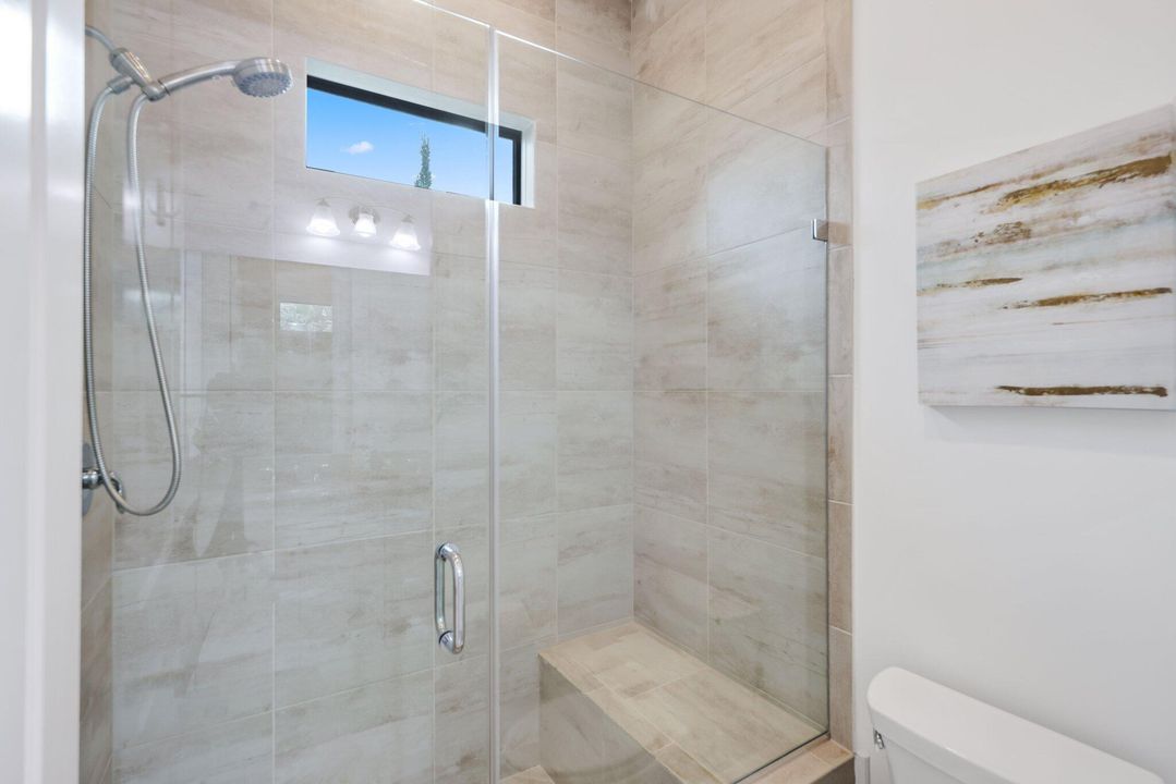 На продажу: $3,495,000 (6 спален, 5 ванн, 4966 Квадратных фут)