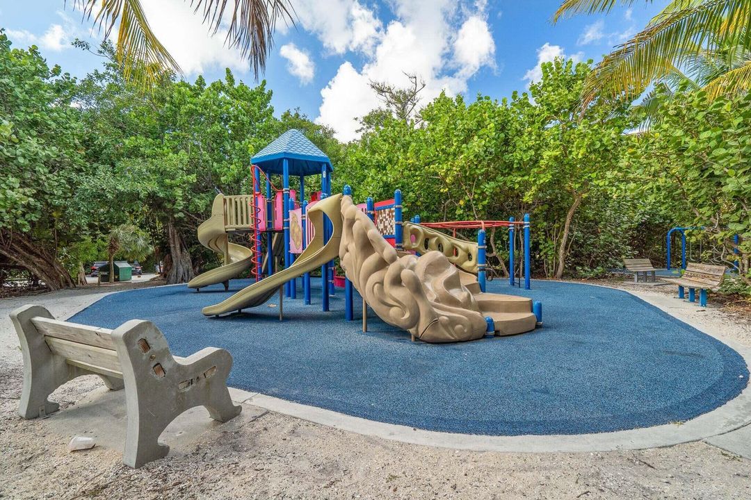 出租: $2,900 (2 贝兹, 2 浴室, 1093 平方英尺)