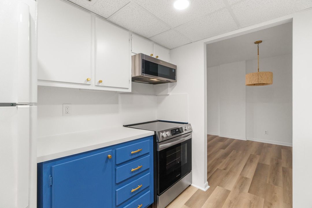 出租: $2,900 (2 贝兹, 2 浴室, 1093 平方英尺)