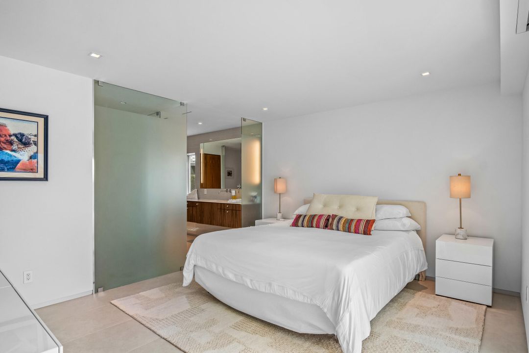 出租: $18,000 (3 贝兹, 2 浴室, 1914 平方英尺)