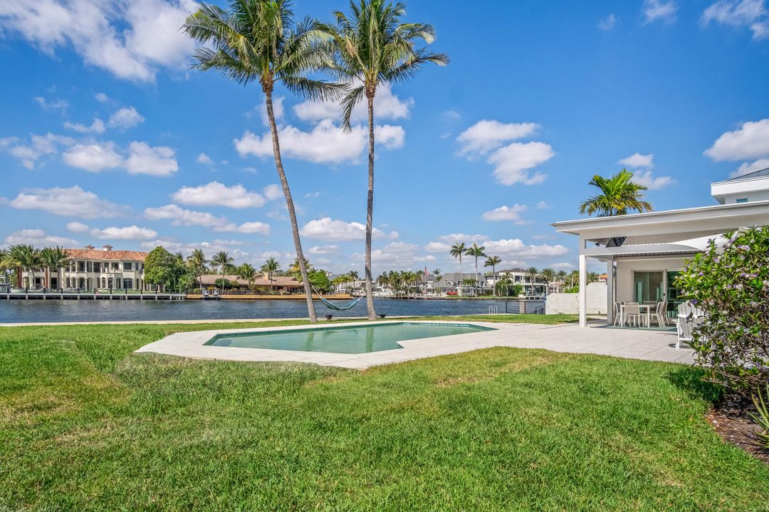 出租: $18,000 (3 贝兹, 2 浴室, 1914 平方英尺)