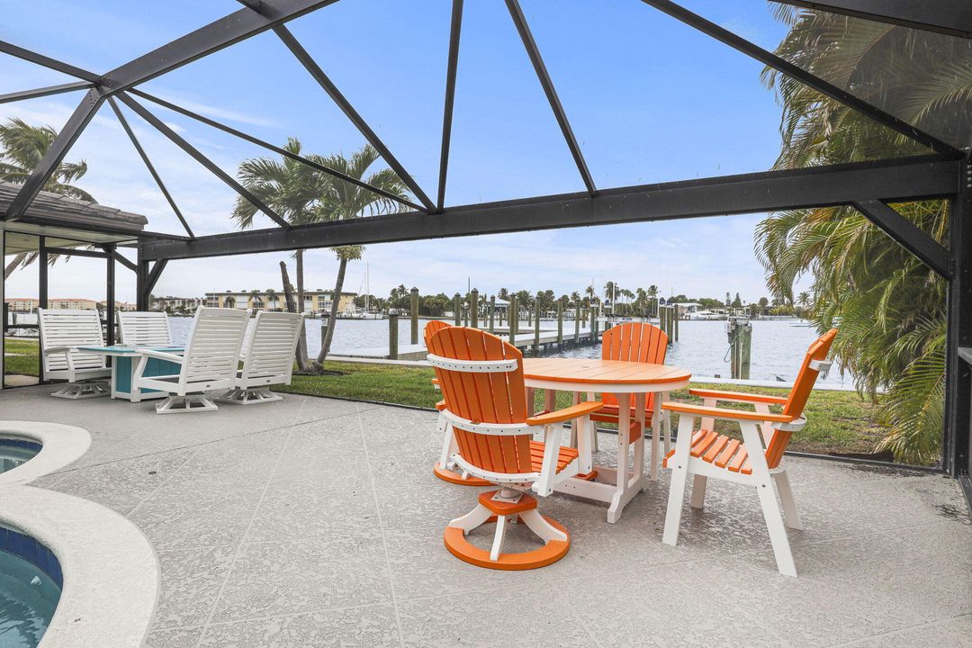 En Venta: $2,390,000 (4 camas, 3 baños, 2478 Pies cuadrados)