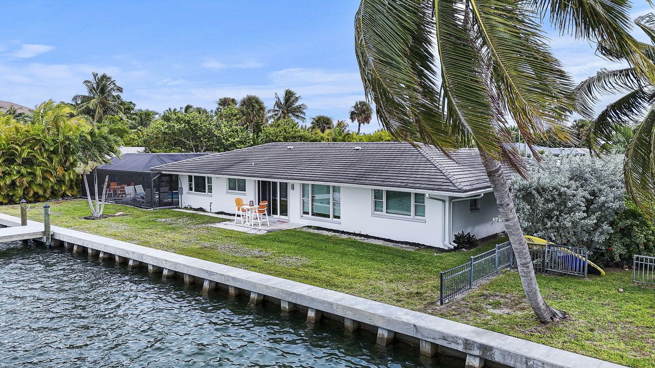 En Venta: $2,390,000 (4 camas, 3 baños, 2478 Pies cuadrados)