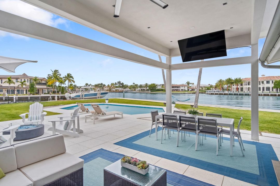 出租: $18,000 (3 贝兹, 2 浴室, 1914 平方英尺)