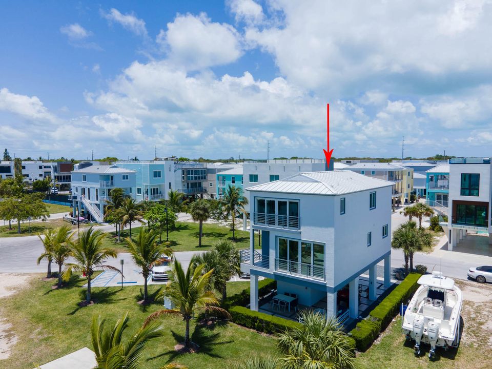 На продажу: $1,750,000 (3 спален, 2 ванн, 1737 Квадратных фут)