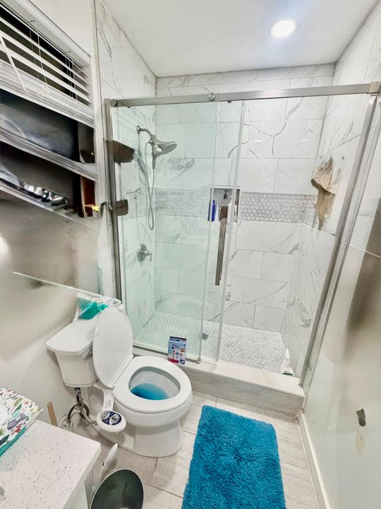 待售: $699,000 (0 贝兹, 0 浴室, 2012 平方英尺)