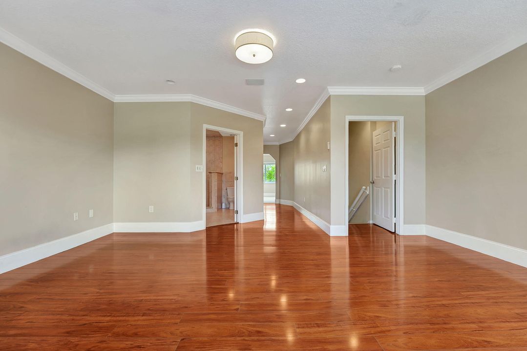 待售: $910,000 (4 贝兹, 3 浴室, 2717 平方英尺)