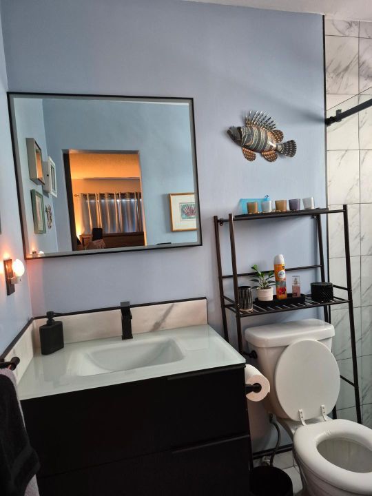 For Sale: $379,999 (2 beds, 2 baths, 1318 Square Feet)