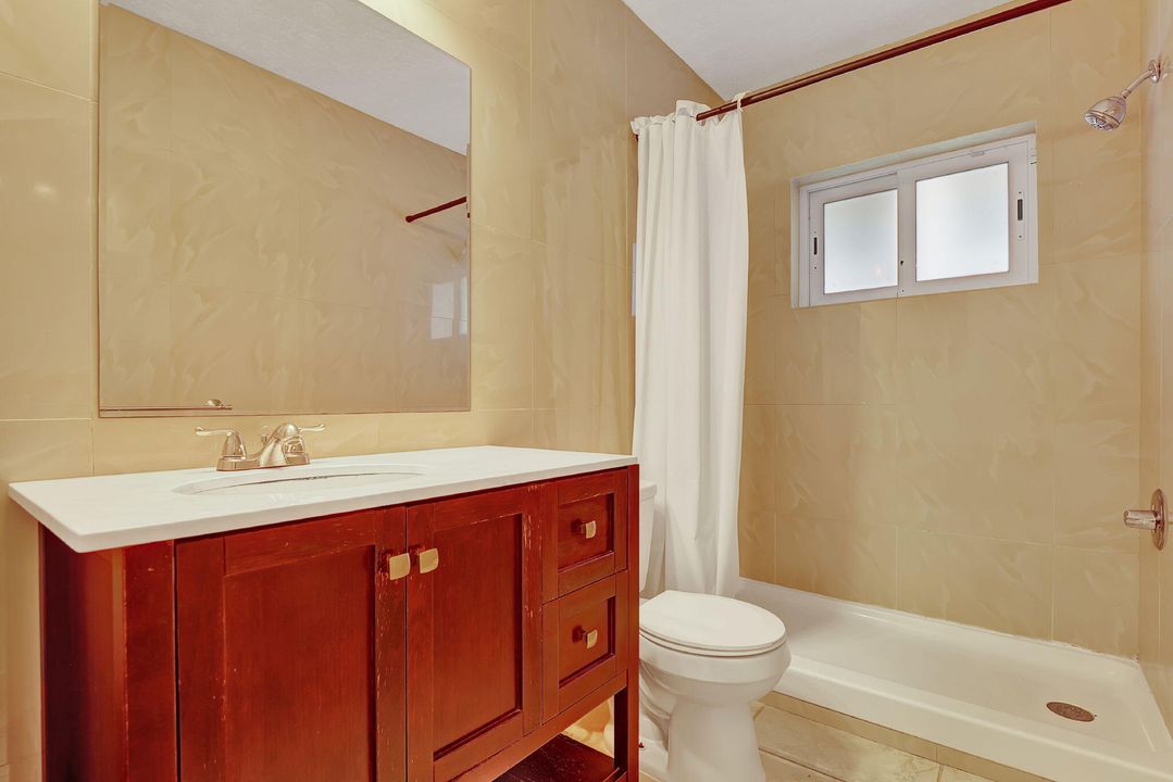 待售: $910,000 (4 贝兹, 3 浴室, 2717 平方英尺)