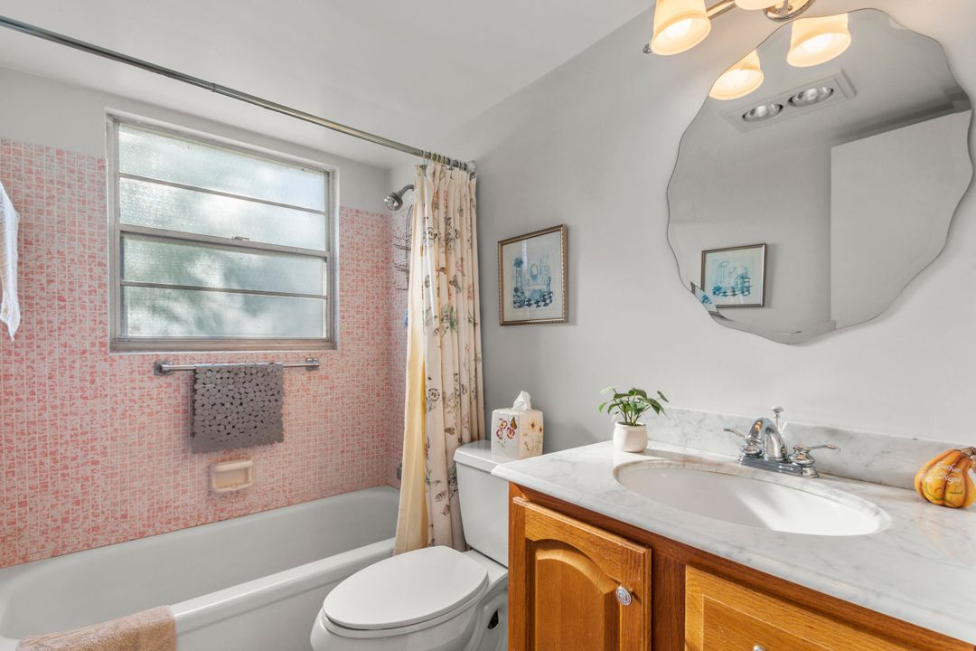 待售: $150,000 (2 贝兹, 1 浴室, 820 平方英尺)