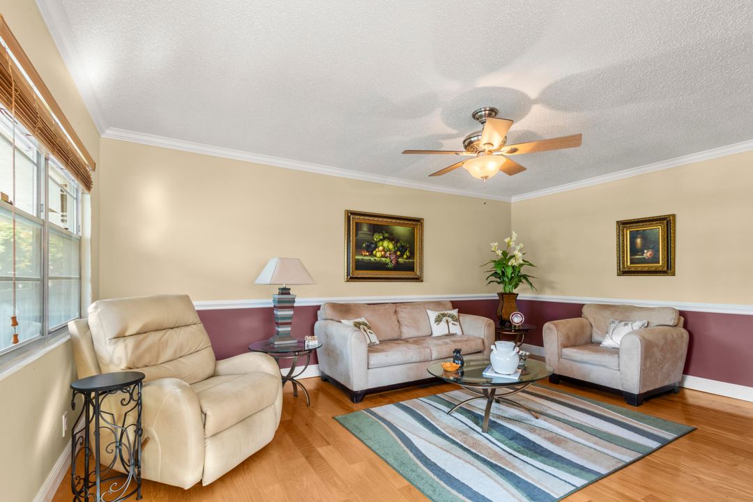 待售: $150,000 (2 贝兹, 1 浴室, 820 平方英尺)