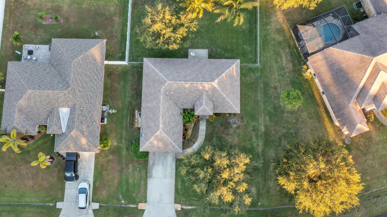 Activo con contrato: $339,000 (3 camas, 2 baños, 1572 Pies cuadrados)