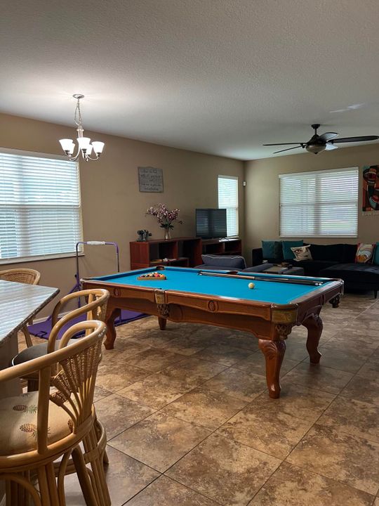 В аренду: $2,500 (4 спален, 3 ванн, 2174 Квадратных фут)