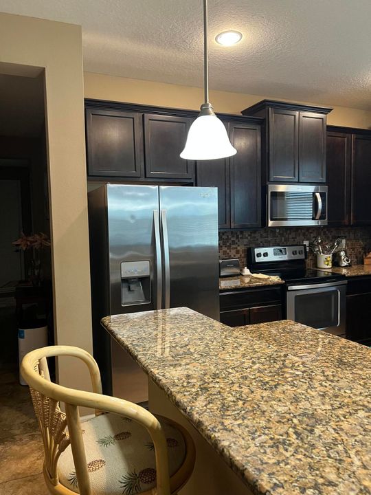 В аренду: $2,500 (4 спален, 3 ванн, 2174 Квадратных фут)