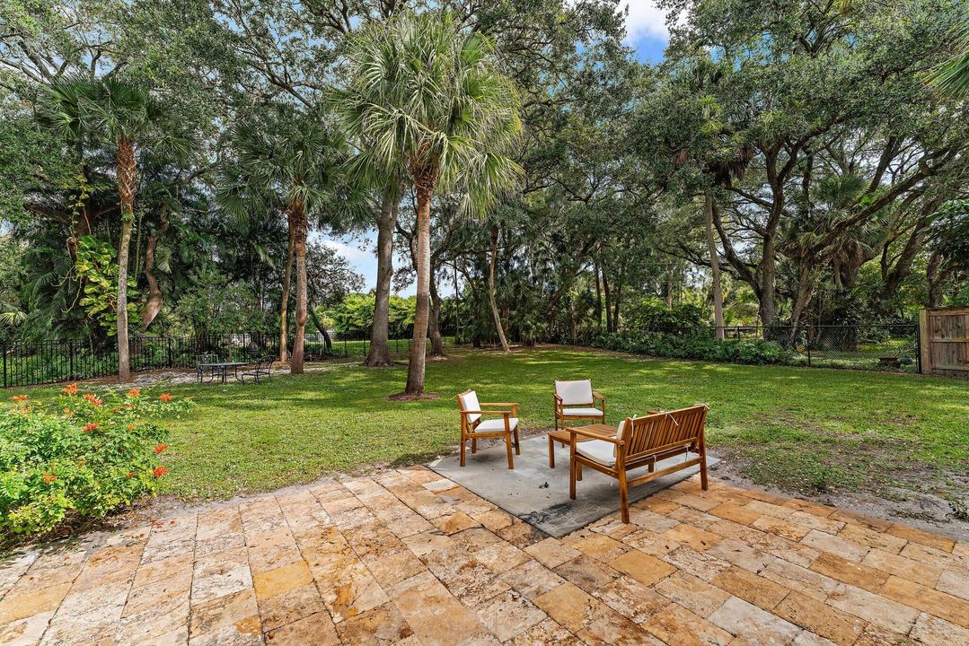 For Sale: $1,175,000 (3 beds, 3 baths, 2142 Square Feet)