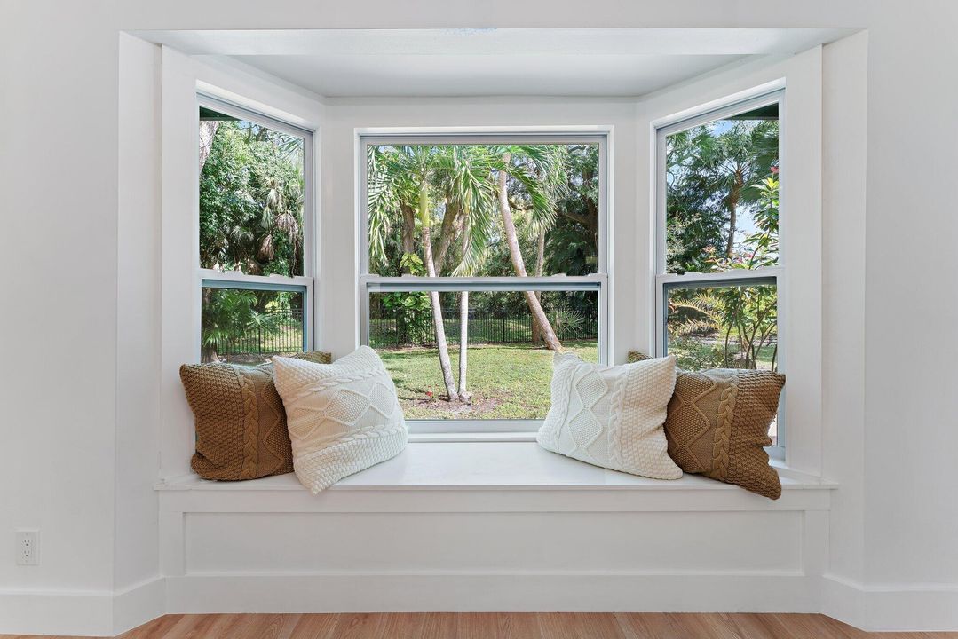 For Sale: $1,175,000 (3 beds, 3 baths, 2142 Square Feet)