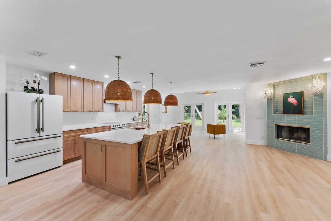 For Sale: $1,175,000 (3 beds, 3 baths, 2142 Square Feet)