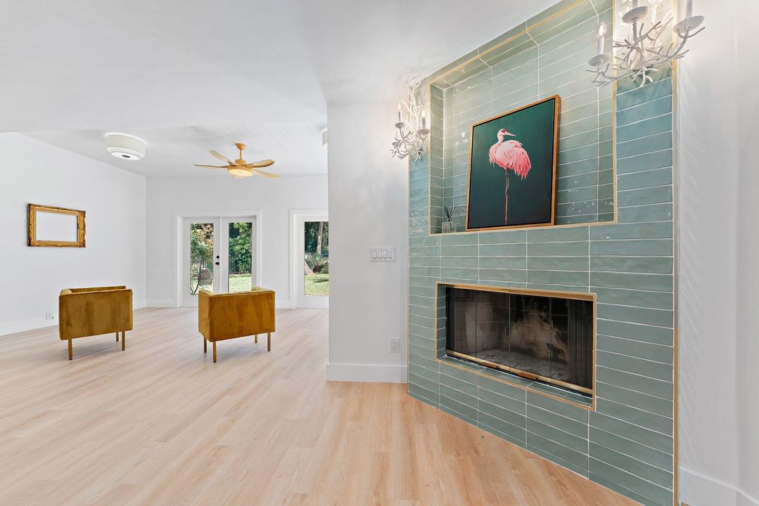 For Sale: $1,175,000 (3 beds, 3 baths, 2142 Square Feet)