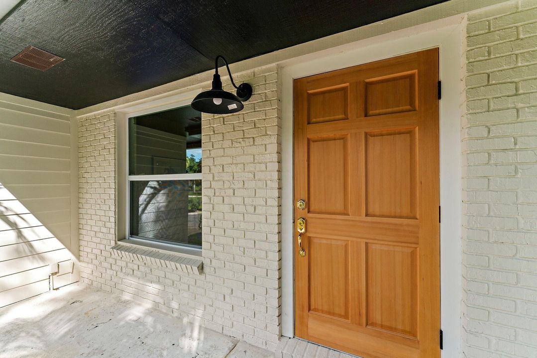 For Sale: $1,175,000 (3 beds, 3 baths, 2142 Square Feet)