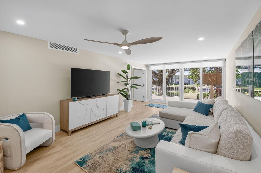 Active With Contract: $450,000 (1 beds, 1 baths, 776 Square Feet)