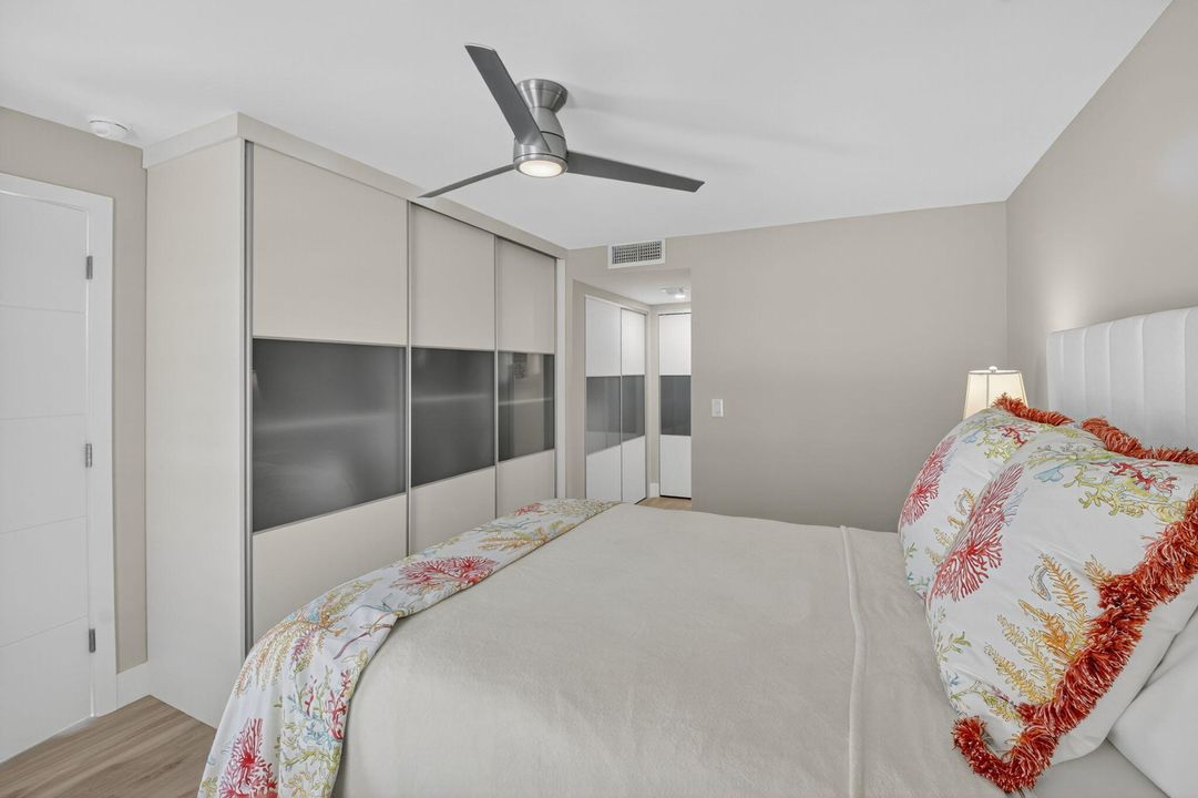 Active With Contract: $450,000 (1 beds, 1 baths, 776 Square Feet)