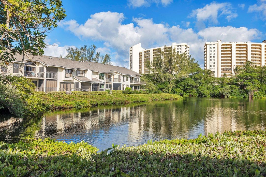 Activo con contrato: $650,000 (2 camas, 2 baños, 1380 Pies cuadrados)