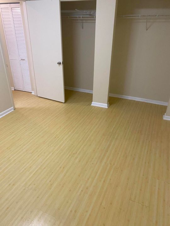 For Sale: $210,000 (2 beds, 2 baths, 1020 Square Feet)