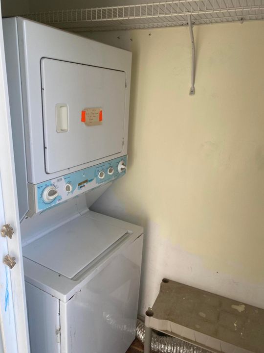 For Sale: $210,000 (2 beds, 2 baths, 1020 Square Feet)