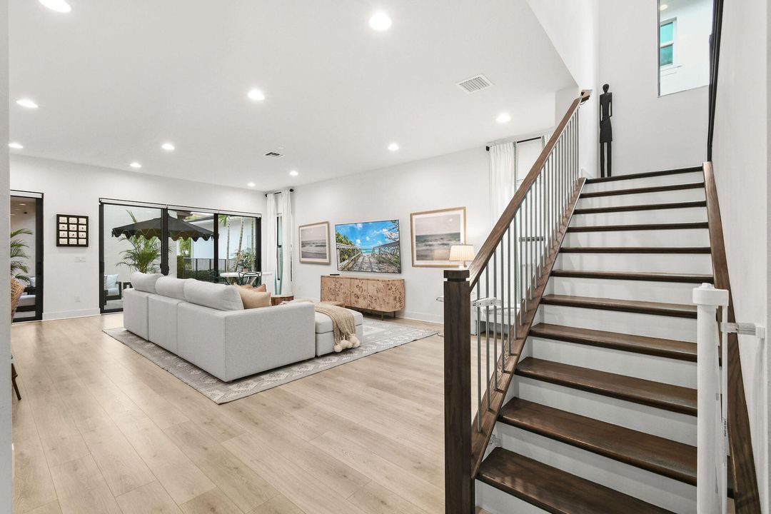 For Sale: $1,799,000 (4 beds, 3 baths, 3849 Square Feet)