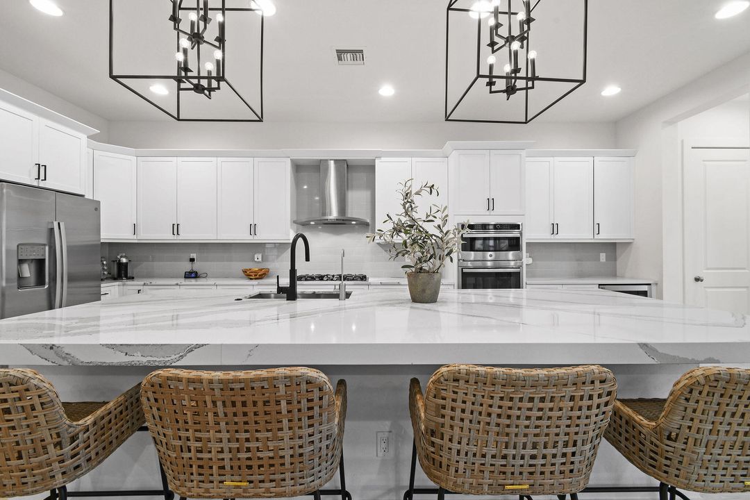 For Sale: $1,799,000 (4 beds, 3 baths, 3849 Square Feet)