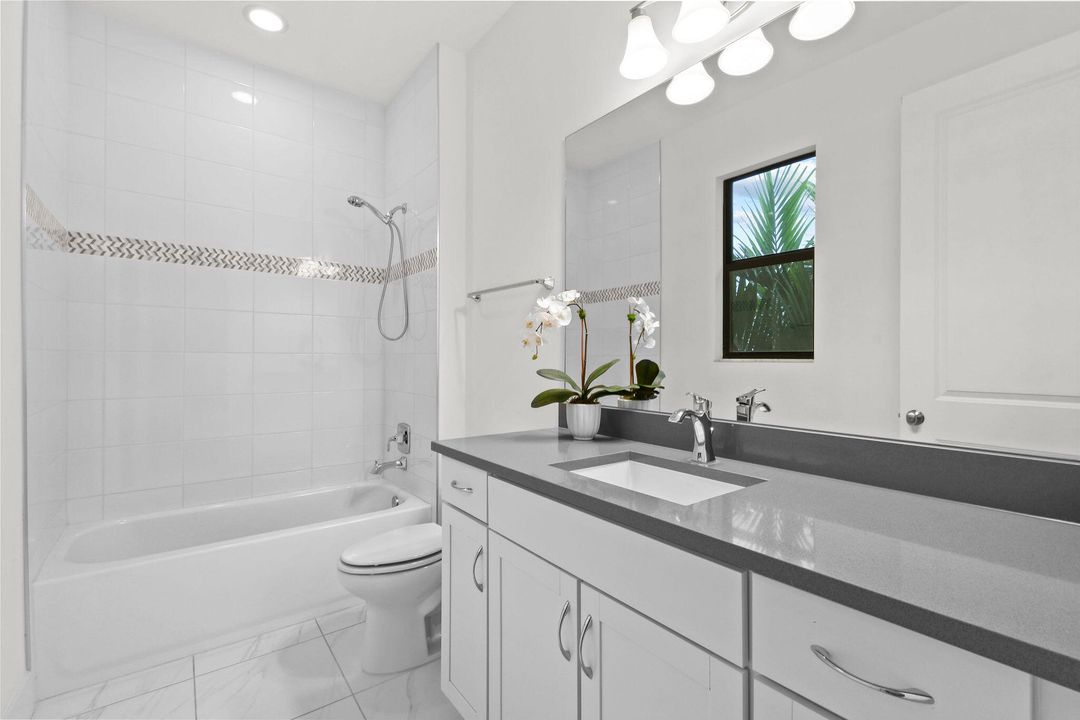 For Sale: $1,799,000 (4 beds, 3 baths, 3849 Square Feet)