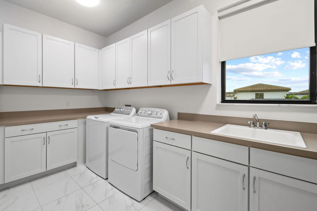 For Sale: $1,799,000 (4 beds, 3 baths, 3849 Square Feet)