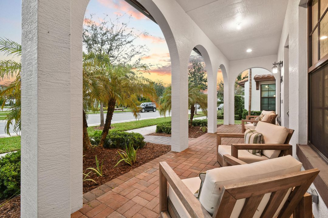 For Sale: $1,799,000 (4 beds, 3 baths, 3849 Square Feet)