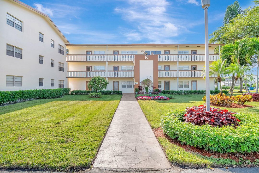 待售: $115,000 (1 贝兹, 1 浴室, 720 平方英尺)