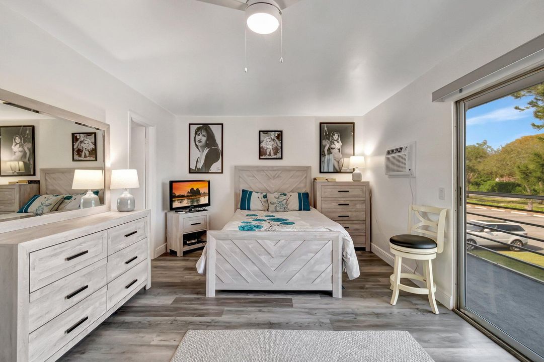 待售: $115,000 (1 贝兹, 1 浴室, 720 平方英尺)