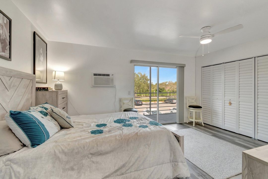 待售: $115,000 (1 贝兹, 1 浴室, 720 平方英尺)