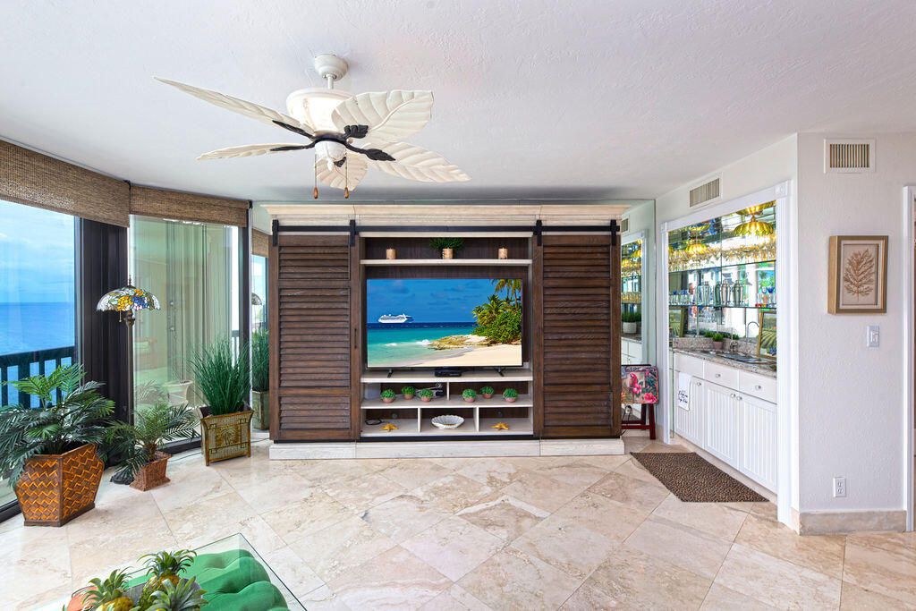 На продажу: $825,000 (3 спален, 2 ванн, 1544 Квадратных фут)