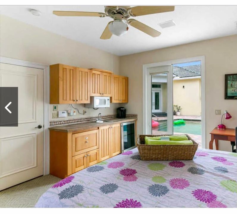 For Rent: $20,000 (5 beds, 4 baths, 4121 Square Feet)