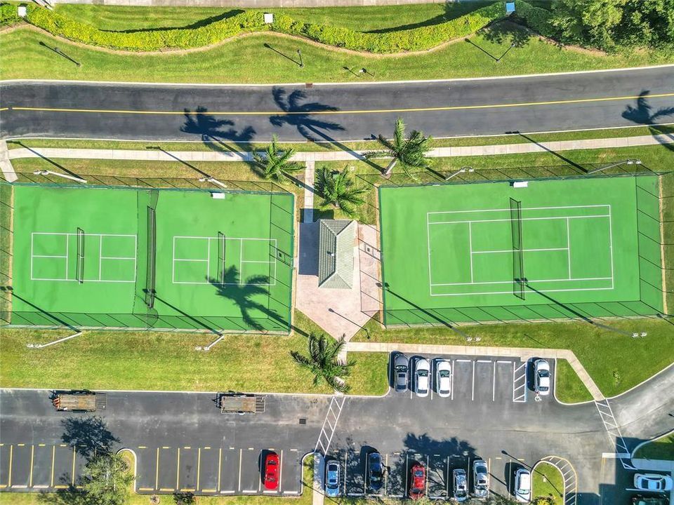 Active With Contract: $280,000 (2 beds, 2 baths, 1705 Square Feet)