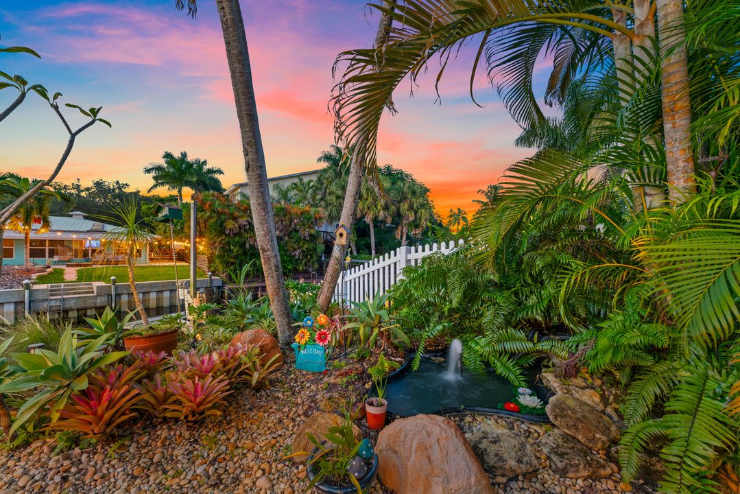 For Sale: $940,000 (4 beds, 2 baths, 1960 Square Feet)